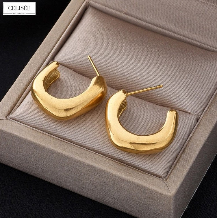 Celisée Curve Luxe Hoops