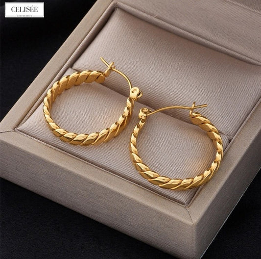 Celisée Twist Hoop Ohrringe